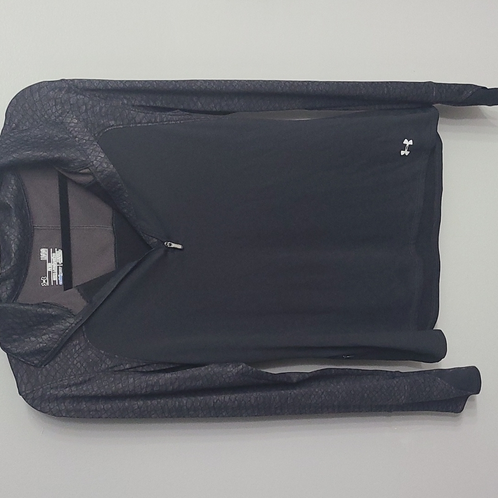 Under Armour fitted‎ pullover